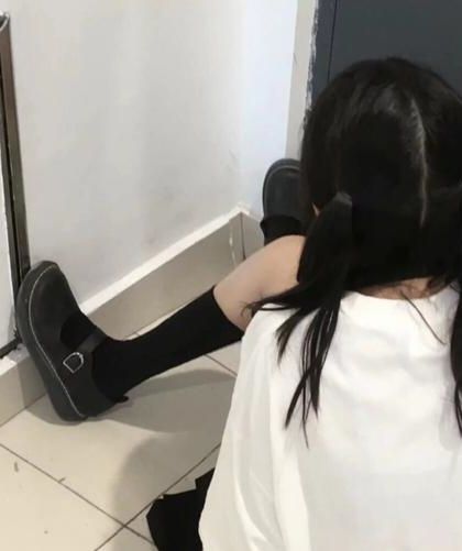 【短篇】抑郁症男友为白月光打死抚慰犬后 作者：黑红岚柏小说阅读