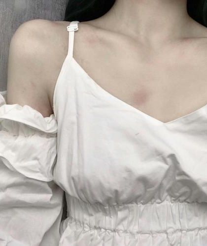 【短篇】看见侍女的假弹幕后，我杀疯了 作者：松树毛茸茸小说阅读