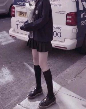 【短篇】被迫给哥哥的白月光陪葬后，我重生了小说阅读